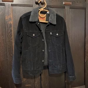 Levi’s size small CORDUROY TRUCKER JACKET